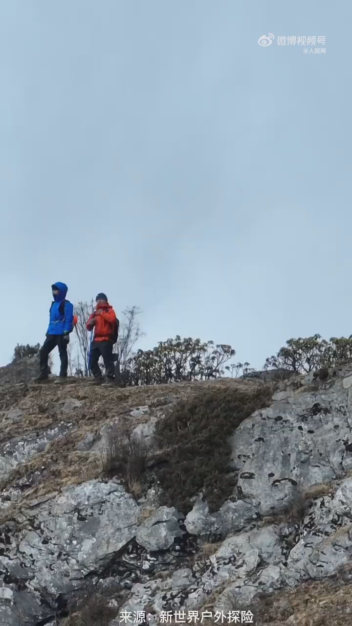 摄影师运镜拍四姑娘山如利剑出鞘