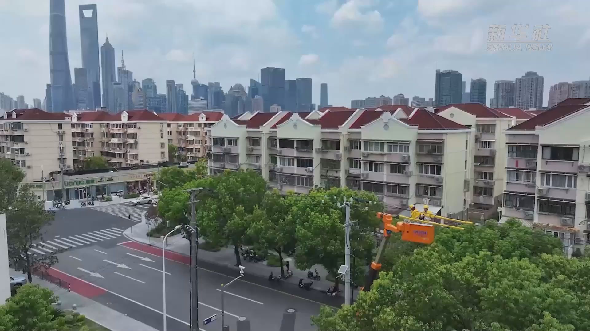 上海高温天气持续 用电负荷创历史新高