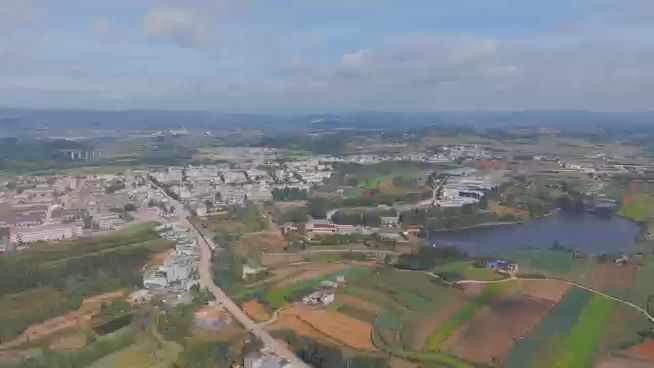 云南曲靖：用心用情打造“家门口的务工车间”